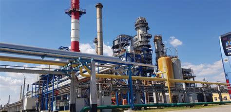 The refinery is supplied with oil through an oil terminal located. Rafinăria Petromidia - patru decenii de performanțe și ...