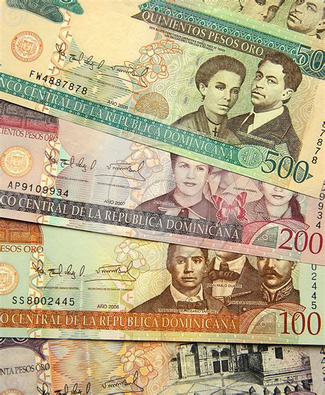 Handling Dominican Republic Money On The Scene Dominican Republic