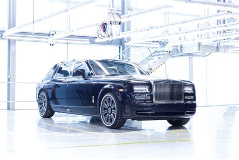 New 2018 Rolls Royce Phantom Raises The Bar For Opulence