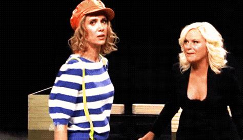 Amy Poehler Snl Gif Find Share On Giphy