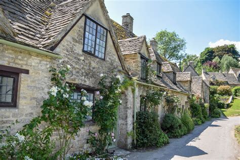 Bibury The Prettiest Village In The Cotswolds Part Time Passport