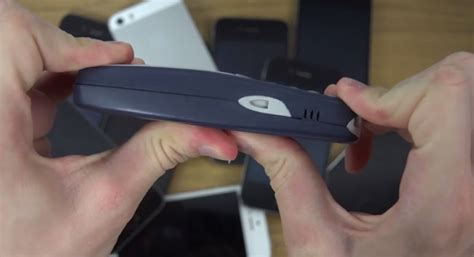 Video Nokia 3310 Bend Test And The Nokia Kinetic Bendable Phone My