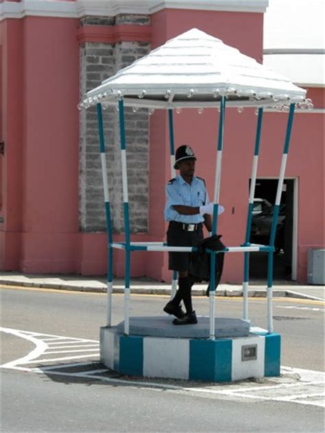 policeman bermuda photo amateur traveler