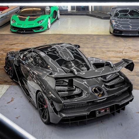 All Carbon Fiber Exposed Mclaren Senna Shows Everything And Then Some