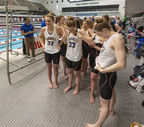 Photos Ihsaa Girls Swimming And Diving State Finals