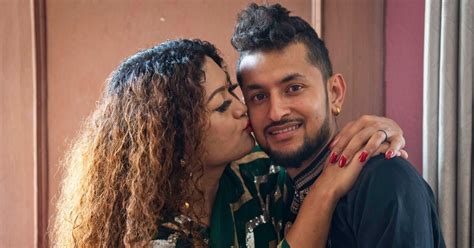 Lgbtq Couple In Nepal Becomes The 1st To Receive Official Same Sex Marriage Status