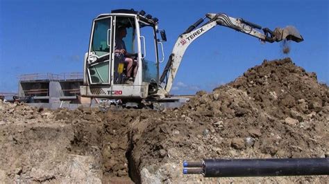 terex tc mini excavator trench digging  hard clay youtube