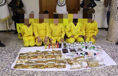 بغداد تفكيك شبكة لتجارة المخدرات بحوزتهم 16 كيلوغراما من الكريستال و الحشيشة iq news