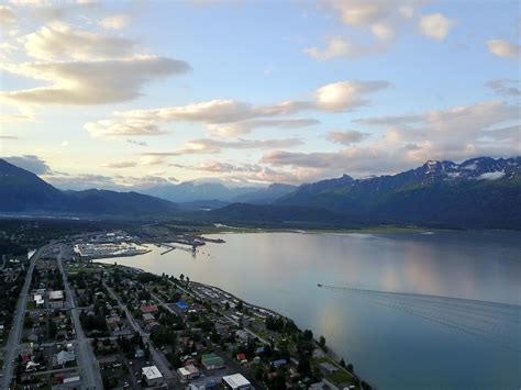 Alaskas Beautiful Port City Of Seward Rdrones