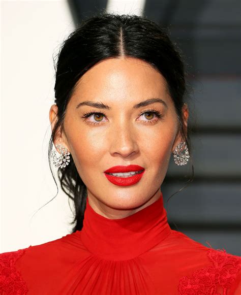 Olivia Munn Down Hairstyles Braided Hairstyles Wedding Hairstyles