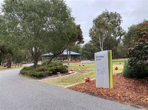 Mandurah Lakes Memorial Cemetery In Mandurah Western Australia Find