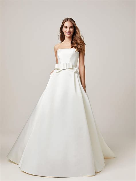 David's bridal offers an extensive 2021 new wedding dresses collection. Jesus Peiro Wedding Dresses | Jesus Peiro Designer Wedding ...