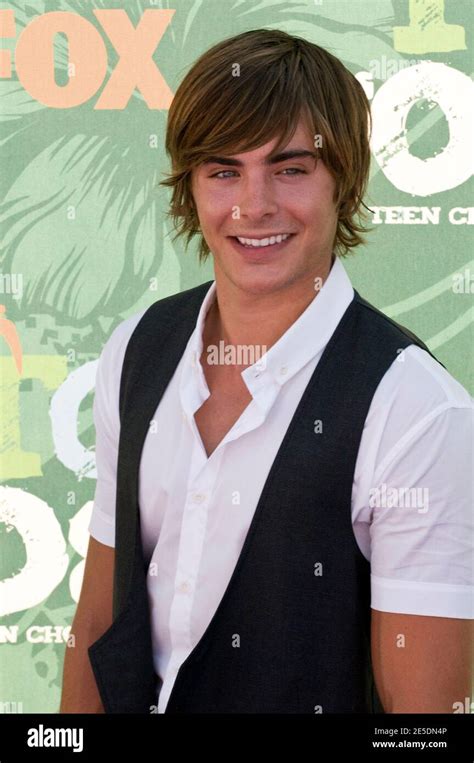Zac Efron Attends The 2008 Teen Choice Awards Held At The Gibson
