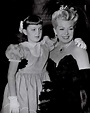 Gorgeous Lana Turner and her only child, daughter Cheryl. Hollywood ...