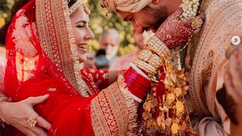 Potret Pernikahan Katrina Kaif Dan Vicky Kaushal Tampil Cantik