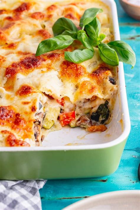 This Roasted Vegetable Lasagne Has A Delicious Cheesy White Sauce And