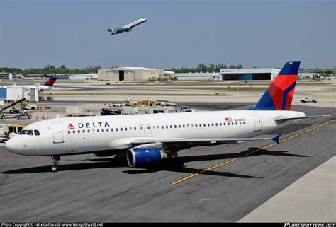 N311us Delta Air Lines Airbus A320 211 Photo By Felix Gottwald