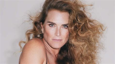 Brooke Shields Stuns In A Skimpy Skims Bra Set And Fans Are
