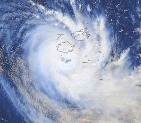 Severe Tropical Cyclone Harold Higgins Storm Chasing