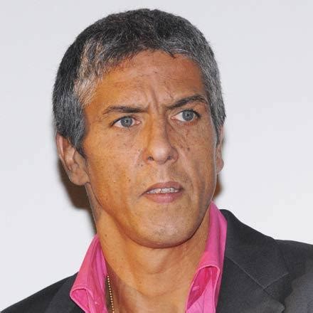 Antoine de caunes, samy naceri, mathilda may and others. Là-bas, mon pays image et logo animé gratuit pour votre ...