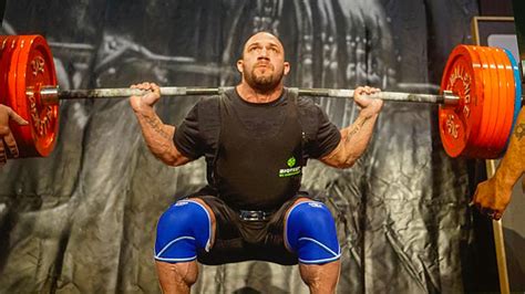 Bodybuilder Breaks World Squat Record