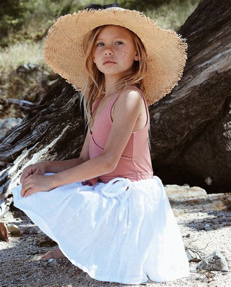 Meet Lola Beautiful Child Model For Kids Clothing And Fashion Tiny