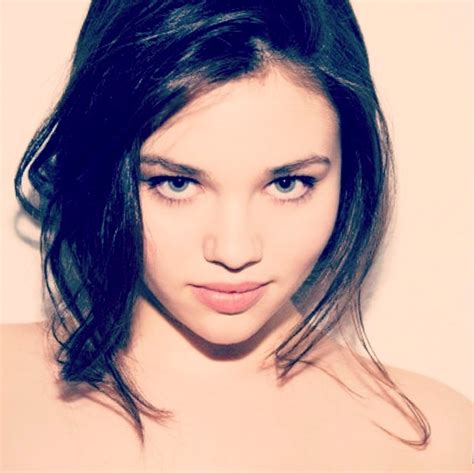 India Eisley Nude Explicit WOW 23 Photos 5 Videos The Fappening