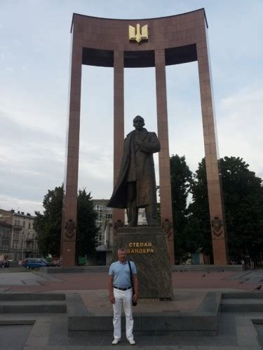 Create Meme Monuments Stepan Bandera The Monument To Stepan Bandera