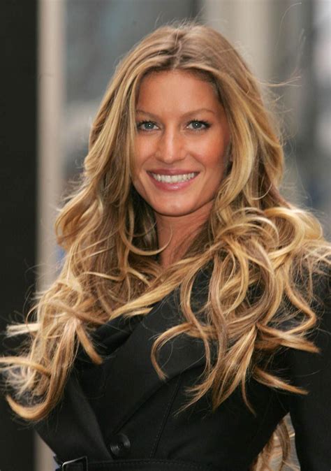 Gisele Bundchen Le Migliori Acconciature Per Capelli Capelli Mossi