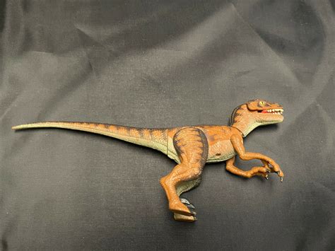 Mavin VTG Kenner Jurassic Park Velociraptor Dinosaur Strike 1993 Toy