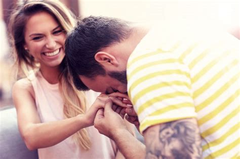 Just Got Engaged The 8 Things You Need To Do First Marriage