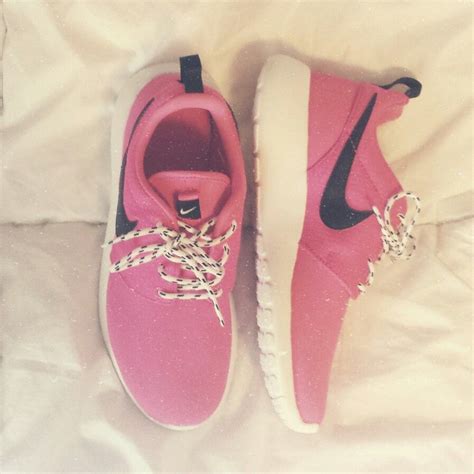 Hot Pink Nike Roshes Nike Roshes Pink Nikes Nike Roshe Roshes