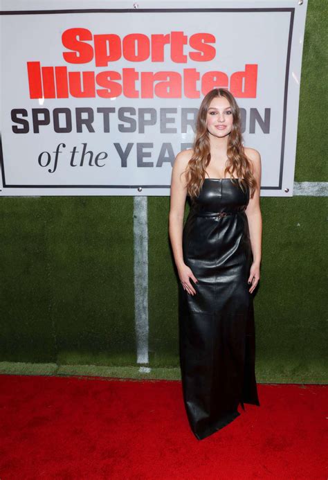 Olivia Brower Posing At Sports Illustrated Sportsperson Of The Year