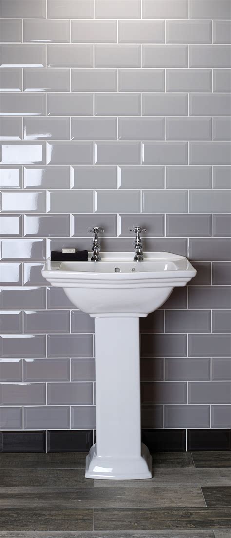 Metro Ambience Arctic Grey Brick Shaped Wall Tile With A Gloss Finish