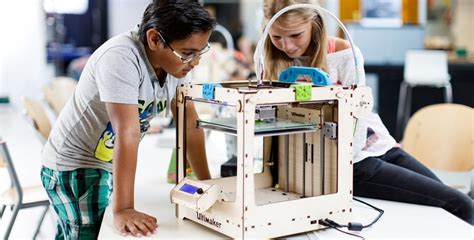 Innovate My School - Bett 2017: Introducing 3D printing ...