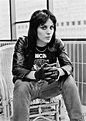 Joan Jett Young : The Tragic Real Life Story Of Joan Jett : Her cover ...
