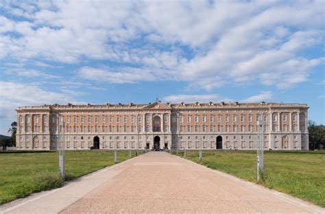 44 Best Italian Castles Villas And Palaces Photos Italian Castle