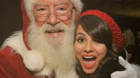 Victoria Justice ♦ Santa Claus Is Coming To Townvictoria Justice Youtube