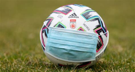 The german name for football (or soccer). Entscheidung fix! ÖFB bricht Fußball-Ligen ab - Fussball ...