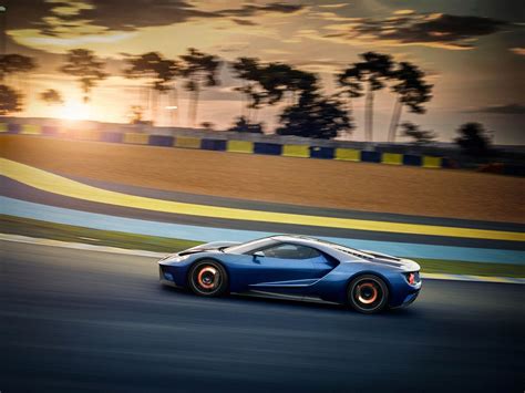 2017 Ford Gt Supercar Ford Sports Cars Ford Gt
