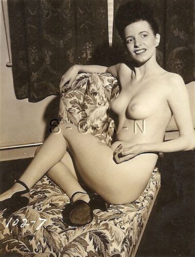 Original Vintage 1940s 50s Nude RP Hairdo Skinny Brunette Sits Legs