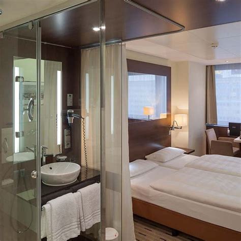 The tallest hotel in berlin, the park inn by radisson berlin alexanderplatz also has some of the best views of the city. Park Inn by Radisson Berlin Alexanderplatz ...