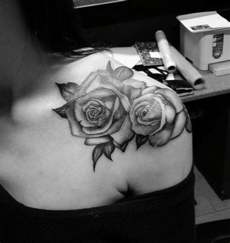 Rose Shoulder Tattoo Rose Shoulder Tattoo Neck Tattoo