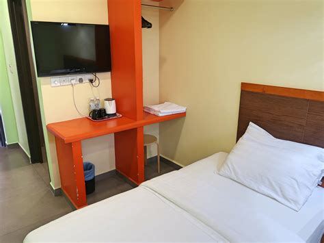 İş planını belirtmek için belirtilen telefona mümkün: Hotel Review: Hotel Bestari, Kuala Lipis - Malaysia