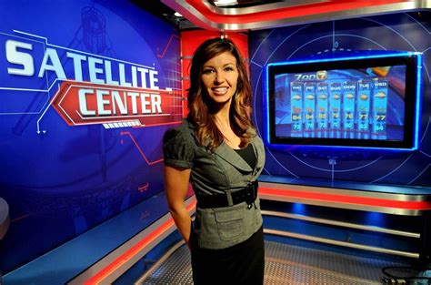 Top 11 Hottest Weather Reporters In The World How Africa News
