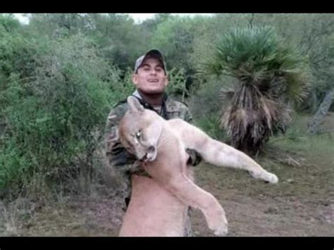 Mató un puma y publicó la foto en sus redes sociales YouTube