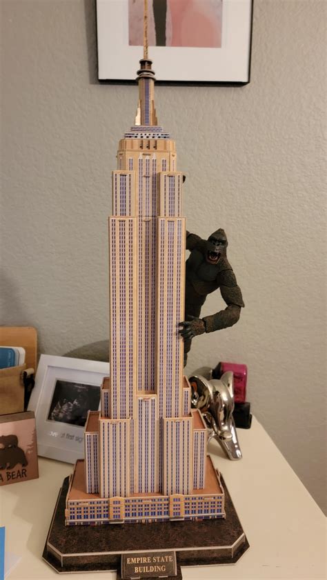 Neca King Kong And The Empire State Building Godzilla