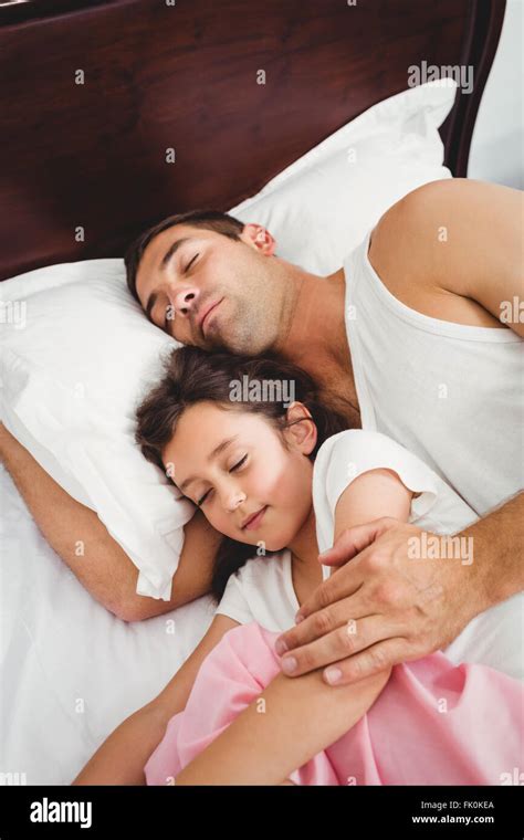 Father And Daughter Sleeping Bed Hi Res Stock Photography And Images