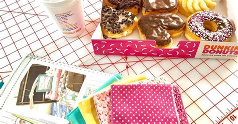 The heated merchandise incorporate doughnuts, bagels, treats, danishes, munchkins, and biscuits. Dunkin Donuts Menu with Prices in 2020 - Food Menu Prices