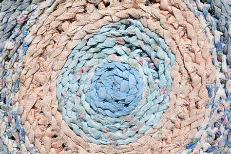How To Make A Braided Rag Rug From Fabric Scraps